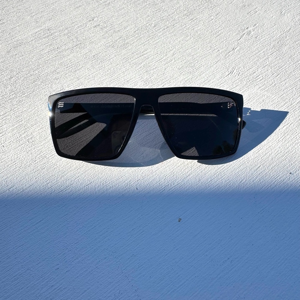 Neven Tropical Detail Sunglasses - Picture 4 of 5